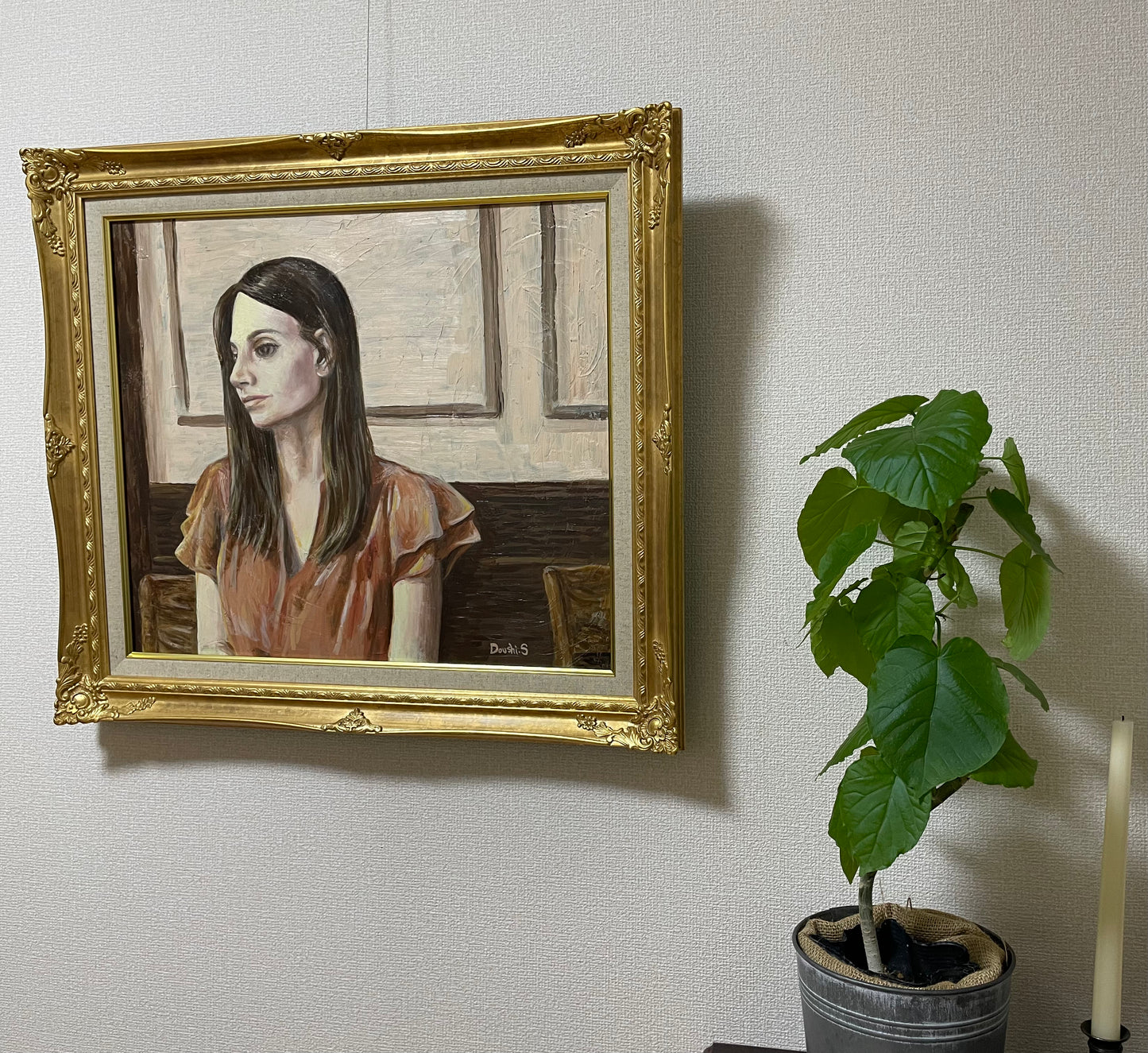 O17 「ねこを眺めるガリーナ」