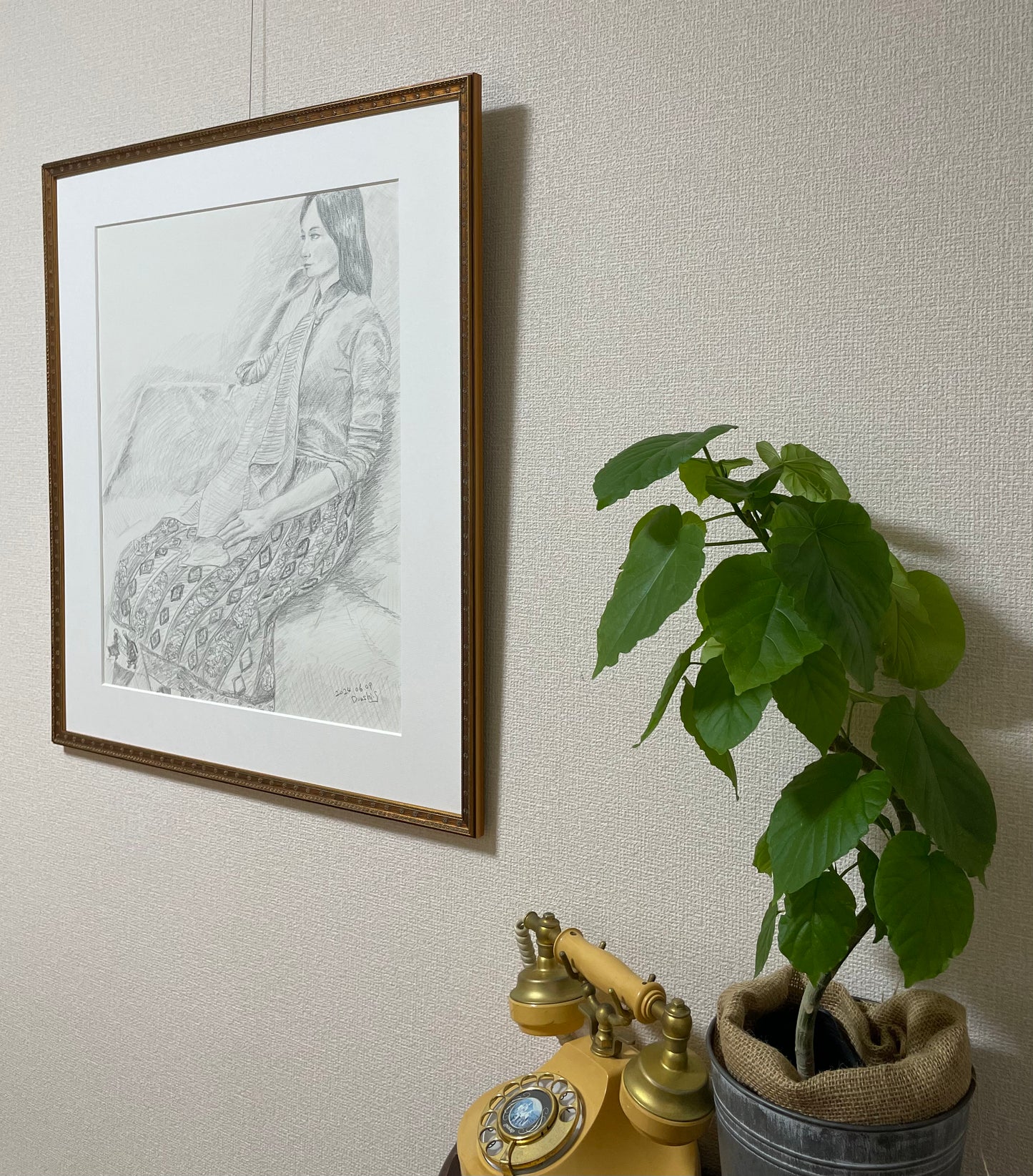 S17 「座っているマイ」