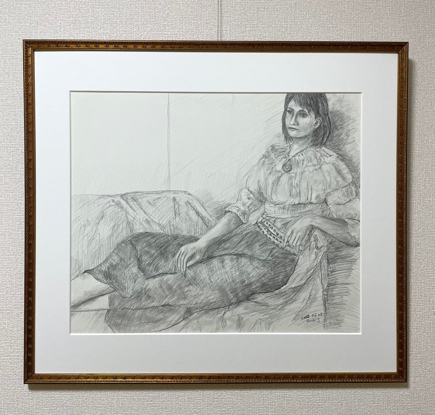 S7 「リラックスした女性」